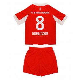 Bayern Munich Leon Goretzka #8 Hemmakläder Barn 2025-26 Kortärmad (+ Korta byxor)
